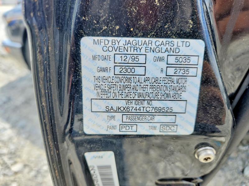 Продажа на аукционе авто 1996 Jaguar Vandenplas, vin: SAJKX6744TC769525, номер лота: 62642616