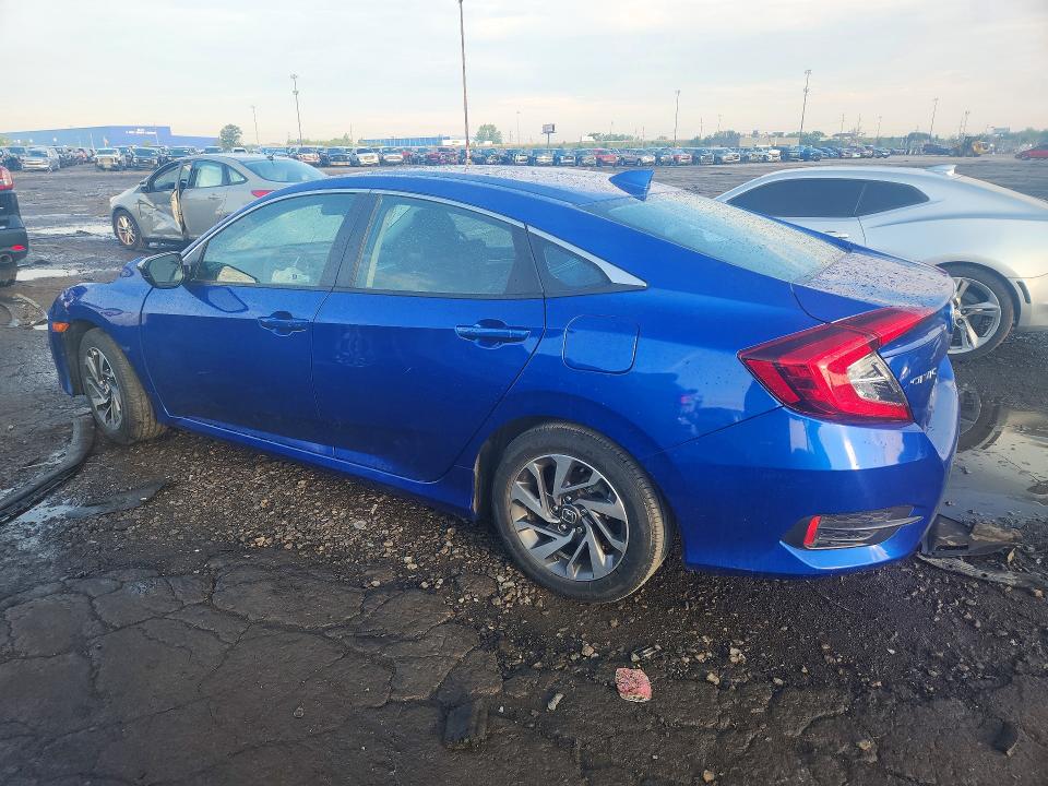 Продажа на аукционе авто 2018 Honda Civic, vin: 19XFC2F72JE026576, номер лота: 64012176