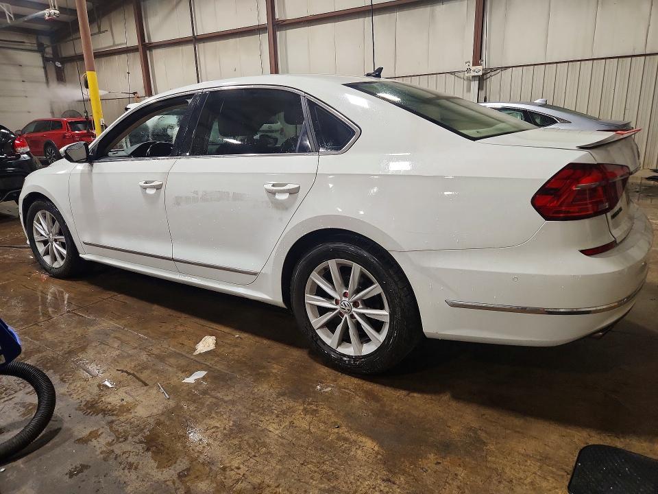 Продаж на аукціоні авто 2017 Volkswagen Passat, vin: 1VWCT7A31HC068918, номер лоту: 66457076