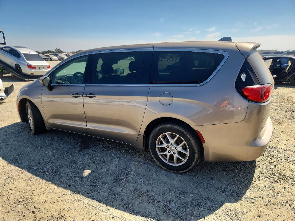 64061476 :رقم المزاد ، 2C4RC1DG1HR587578 vin ، 2017 Chrysler Pacifica مزاد بيع