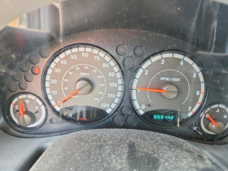 2005 Jeep Liberty მანქანა იყიდება აუქციონზე, vin: 1J4GL48KX5W585588, აუქციონის ნომერი: 63889696