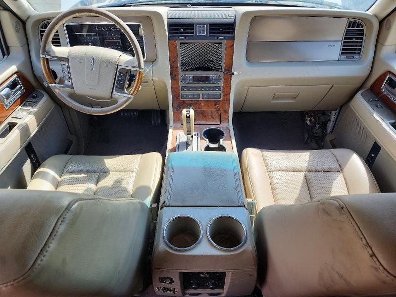 Продаж на аукціоні авто 2011 Lincoln Navigator, vin: 5LMJJ3H59BEJ04598, номер лоту: 67030906