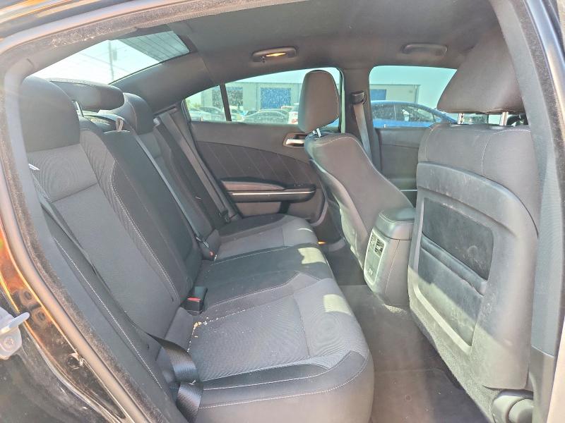 67026416 :رقم المزاد ، 2C3CDXHG7FH738821 vin ، 2015 Dodge Charger مزاد بيع