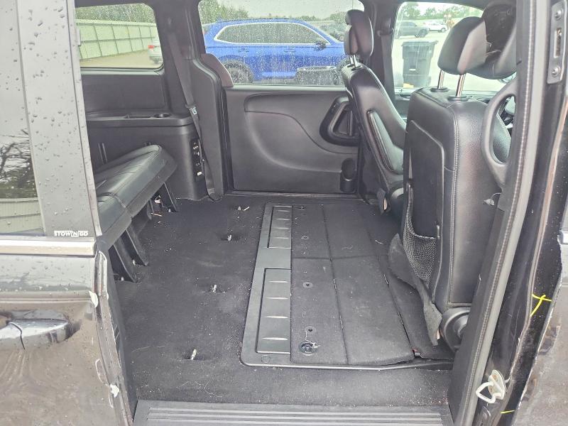 63518896 :رقم المزاد ، 2C4RC1HG0ER174458 vin ، 2014 Chrysler Town & Country مزاد بيع