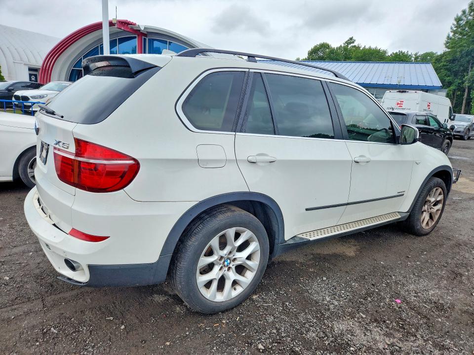 Продажа на аукционе авто 2013 Bmw X5, vin: 5UXZV4C53D0B17053, номер лота: 65163146