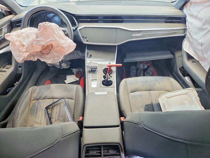 64134896 :رقم المزاد ، WAUK2AF29MN032047 vin ، 2021 Audi A6 مزاد بيع