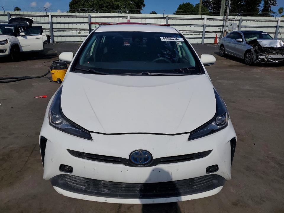 Продажа на аукционе авто 2021 Toyota Prius, vin: JTDKAMFU2M3152258, номер лота: 65560946