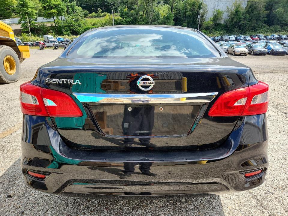 65946266 :رقم المزاد ، 3N1AB7AP9JY288632 vin ، 2018 Nissan Sentra مزاد بيع
