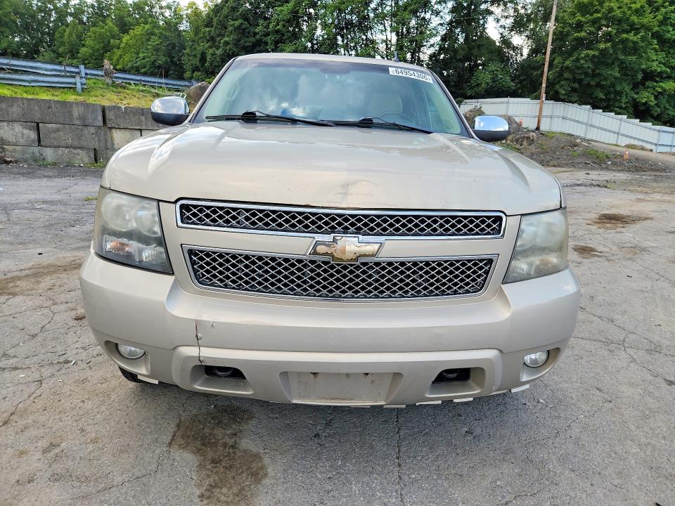 64954306 :رقم المزاد ، 3GNFK16338G216709 vin ، 2008 Chevrolet Suburban مزاد بيع