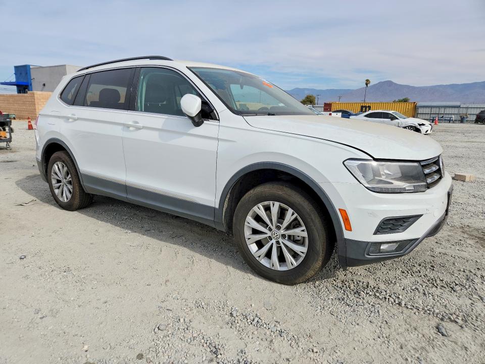 Продаж на аукціоні авто 2018 Volkswagen Tiguan, vin: 3VV3B7AX4JM001552, номер лоту: 65164596