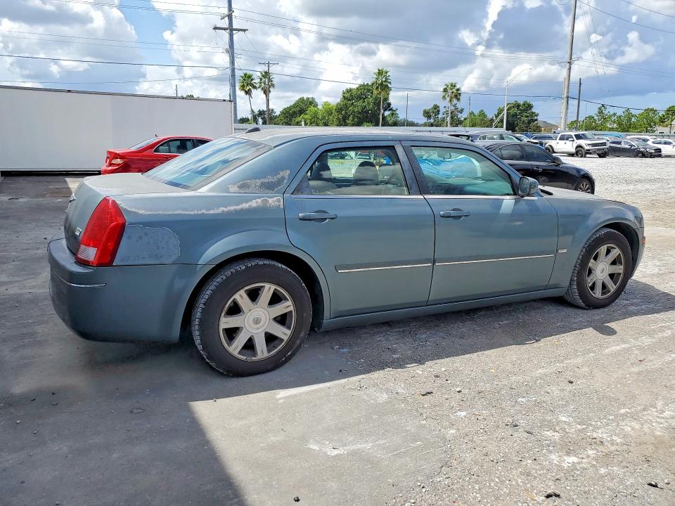 66781066 :رقم المزاد ، 2C3AA53GX5H574247 vin ، 2005 Chrysler 300 مزاد بيع