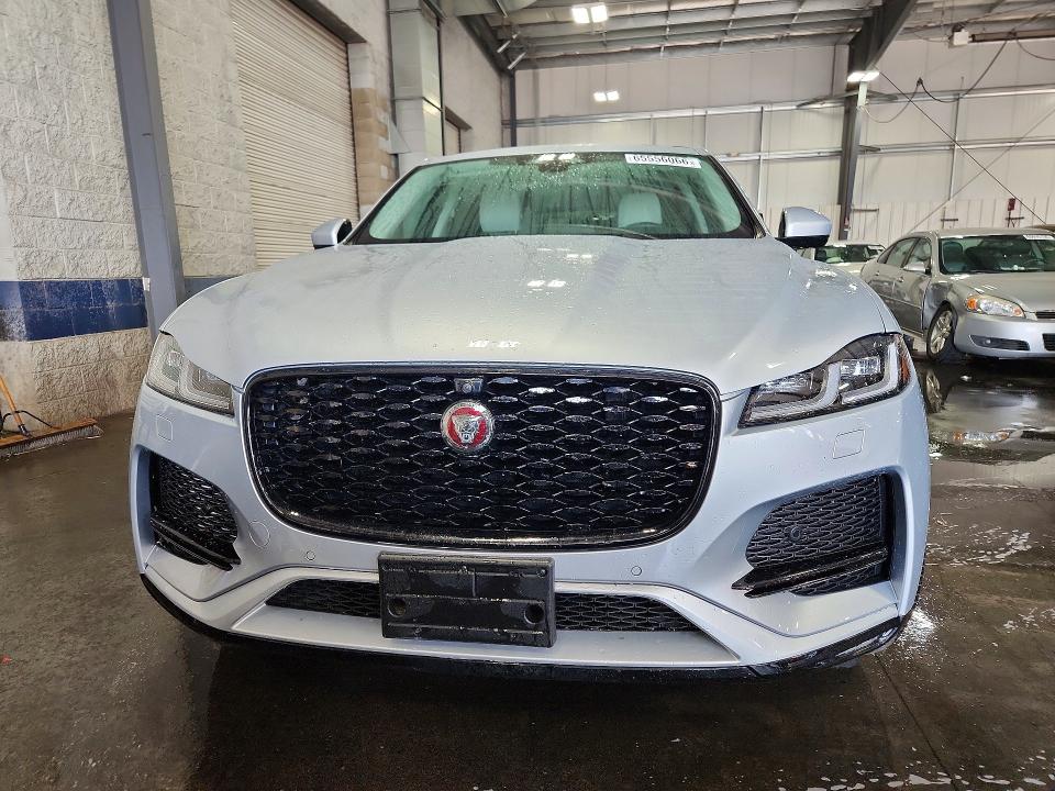 2021 Jaguar F-pace მანქანა იყიდება აუქციონზე, vin: SADCJ2EX7MA669205, აუქციონის ნომერი: 65556066