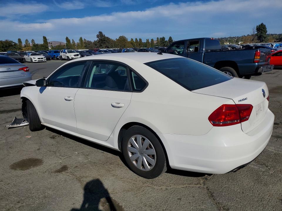65407736 :رقم المزاد ، 1VWAP7A36DC124230 vin ، 2013 Volkswagen Passat مزاد بيع