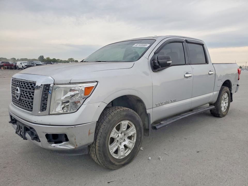 66169966 :رقم المزاد ، 1N6AA1EJ1JN507175 vin ، 2018 Nissan Titan مزاد بيع