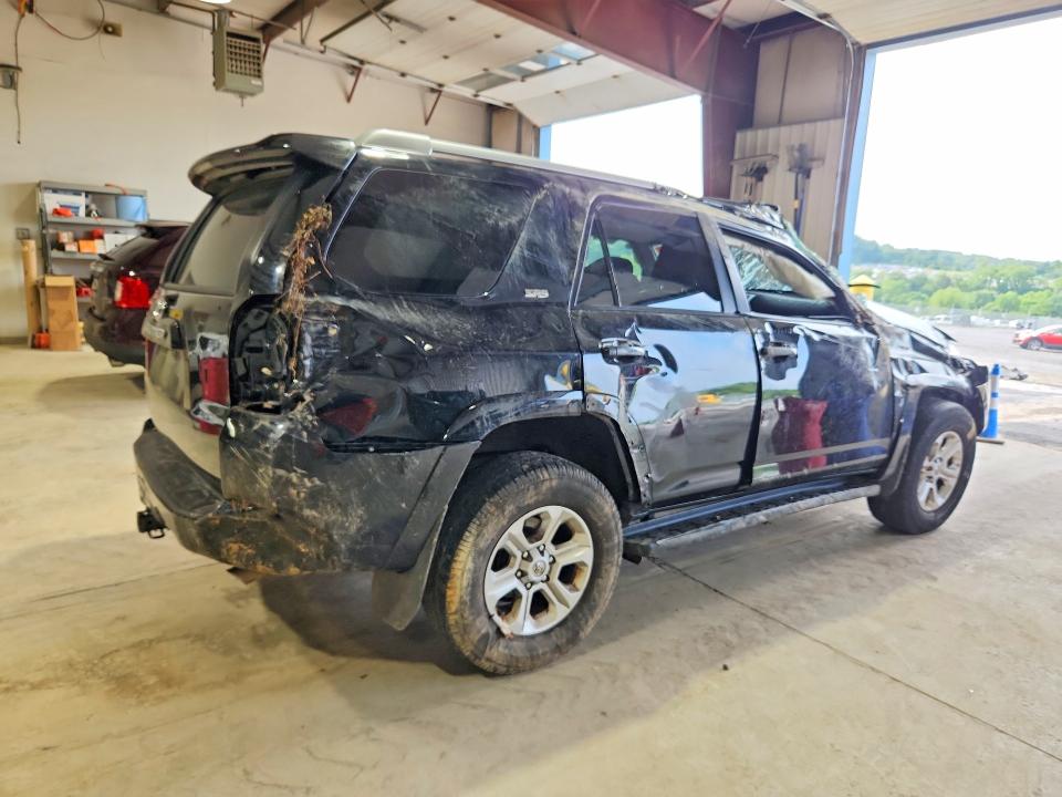 Продажа на аукционе авто 2015 Toyota 4runner, vin: JTEBU5JR7F5264833, номер лота: 64109386