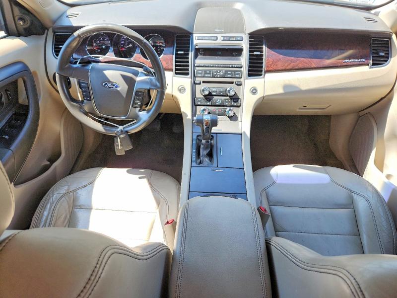 65192236 :رقم المزاد ، 1FAHP2HW7BG172125 vin ، 2011 Ford Taurus مزاد بيع