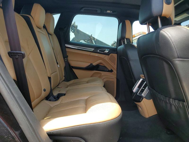 2016 Porsche Cayenne მანქანა იყიდება აუქციონზე, vin: WP1AA2A27GKA13371, აუქციონის ნომერი: 65302666