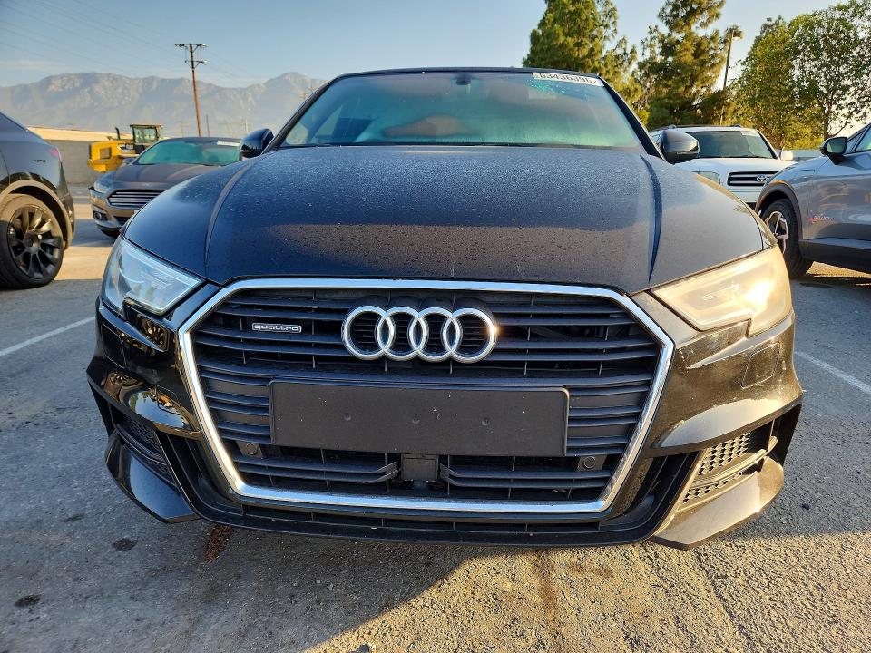 2017 Audi A3 მანქანა იყიდება აუქციონზე, vin: WAUJ8GFF2H1029360, აუქციონის ნომერი: 63436396