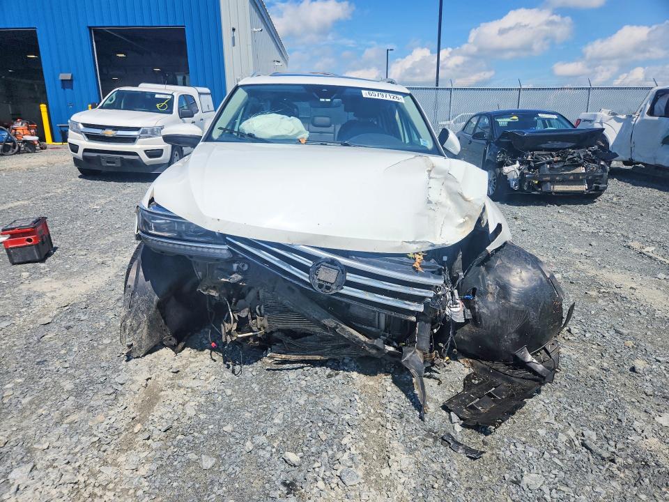 65797126 :رقم المزاد ، 3VV4B7AX9KM085048 vin ، 2019 Volkswagen Tiguan مزاد بيع