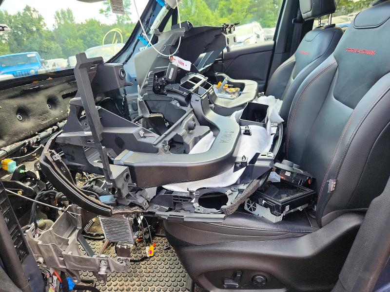 2019 Jeep Renegade მანქანა იყიდება აუქციონზე, vin: ZACNJBC18KPK69098, აუქციონის ნომერი: 63542626