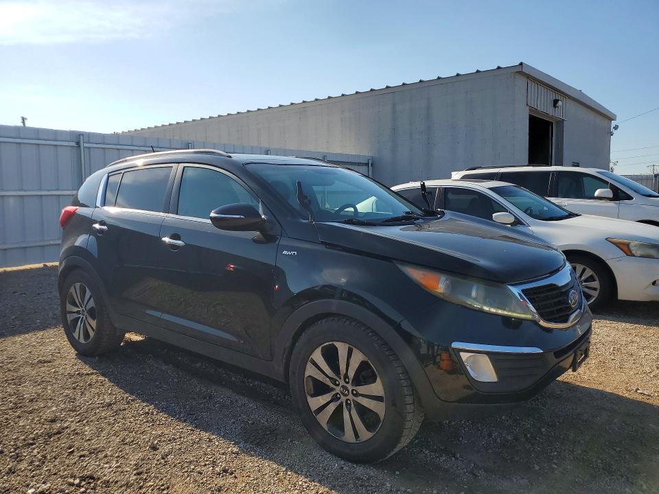 65318886 :رقم المزاد ، KNDPCCA25B7031830 vin ، 2011 Kia Sportage مزاد بيع