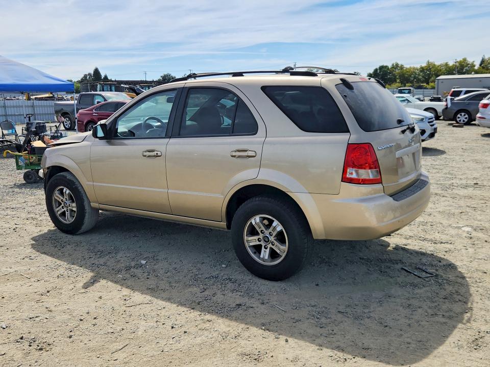 66082686 :رقم المزاد ، KNDJD733835049719 vin ، 2003 Kia Sorento مزاد بيع