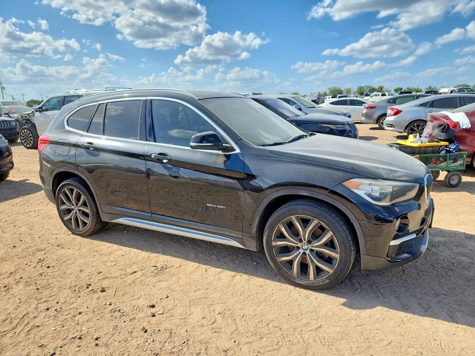 64363596 :رقم المزاد ، WBXHU7C35H5H34790 vin ، 2017 Bmw X1 مزاد بيع