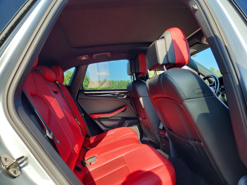 Продаж на аукціоні авто 2015 Porsche Macan, vin: WP1AB2A50FLB74323, номер лоту: 63644226