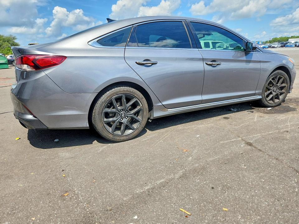 Продаж на аукціоні авто 2018 Hyundai Sonata, vin: 5NPE34AB5JH725005, номер лоту: 63906176