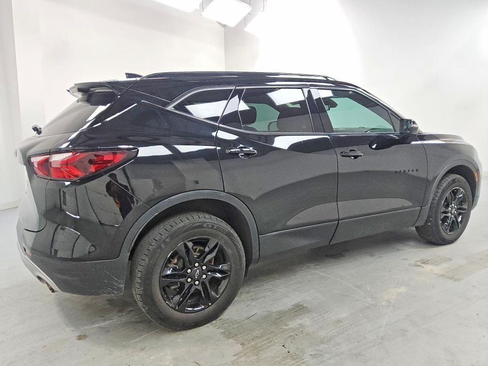 66055376 :رقم المزاد ، 3GNKBHR47NS232318 vin ، 2022 Chevrolet Blazer مزاد بيع