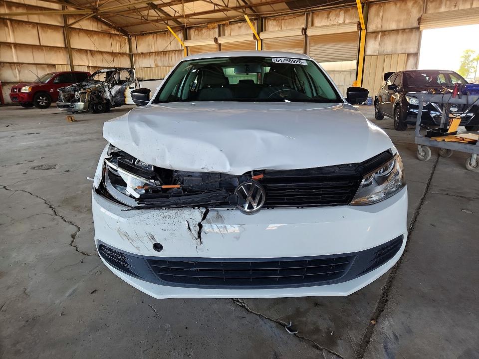 64798926 :رقم المزاد ، 3VW2K7AJ3DM380776 vin ، 2013 Volkswagen Jetta مزاد بيع