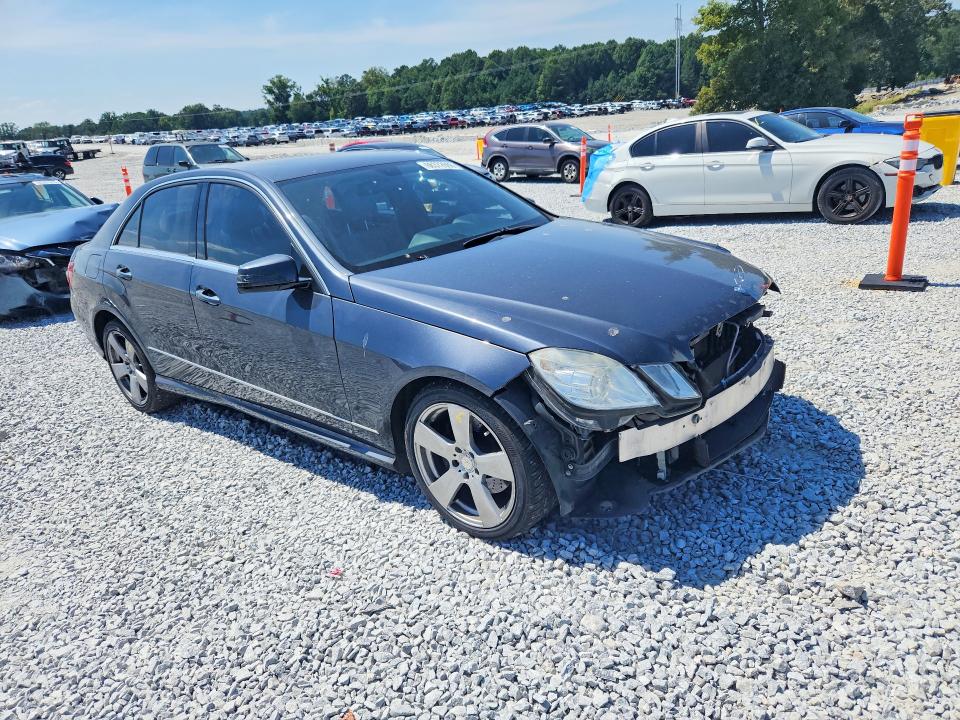 2010 Mercedes-benz E მანქანა იყიდება აუქციონზე, vin: WDDHF8HB5AA082363, აუქციონის ნომერი: 66372666
