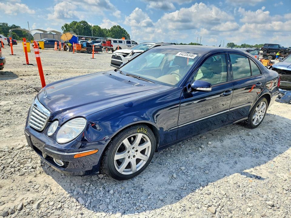 64235346 :رقم المزاد ، WDBUF87X77B150167 vin ، 2007 Mercedes-benz E مزاد بيع