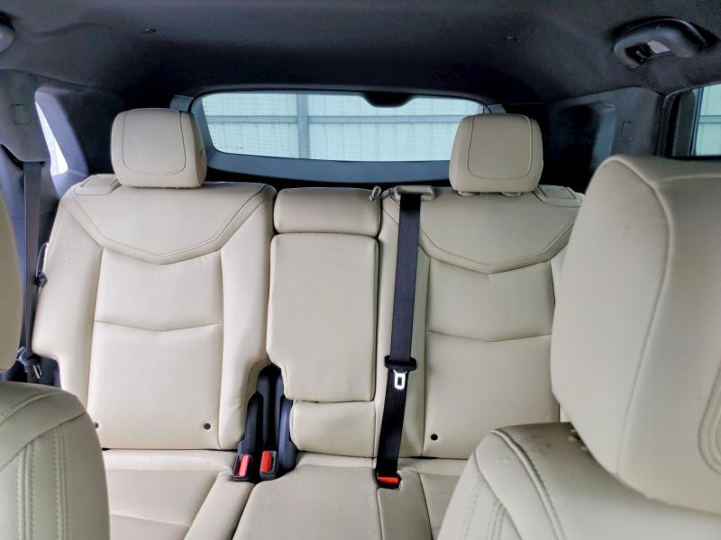 64677176 :رقم المزاد ، 1GYKNARS1HZ207406 vin ، 2017 Cadillac Xt5 مزاد بيع