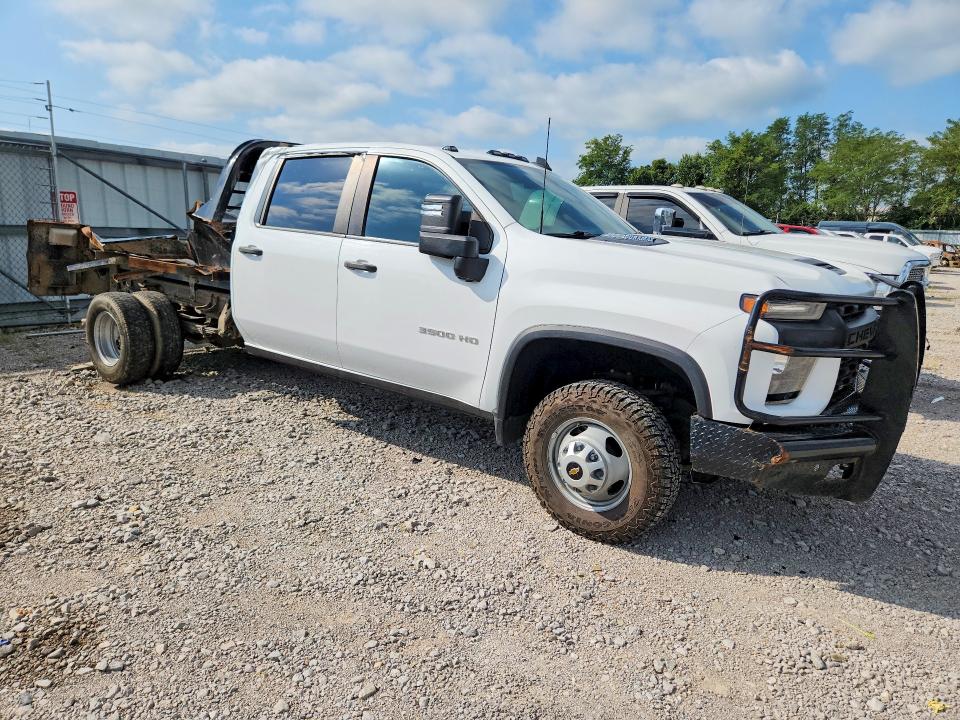65500176 :رقم المزاد ، 1GB4WREY3NF344952 vin ، 2022 Chevrolet Silverado مزاد بيع