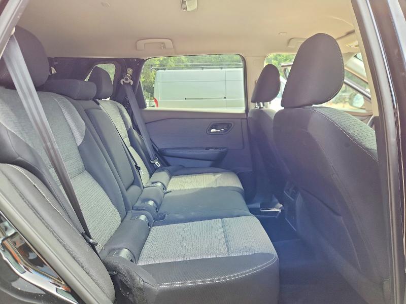 63748976 :رقم المزاد ، 5N1BT3BA2NC675504 vin ، 2022 Nissan Rogue مزاد بيع