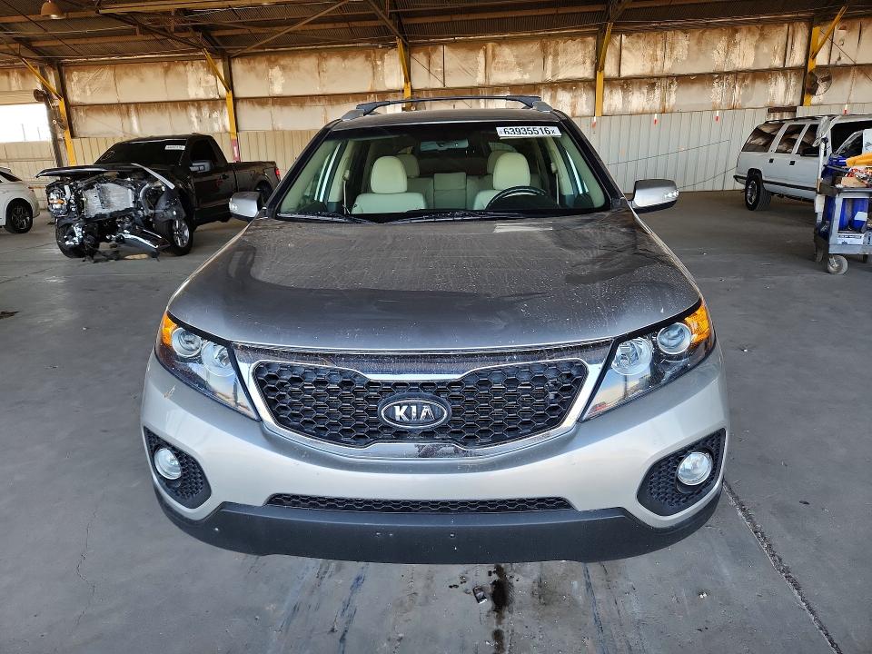 2013 Kia Sorento მანქანა იყიდება აუქციონზე, vin: 5XYKT4A67DG370713, აუქციონის ნომერი: 63935516