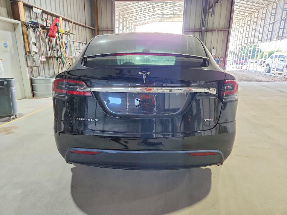 Продаж на аукціоні авто 2017 Tesla Model X, vin: 5YJXCDE26HF038272, номер лоту: 65201836