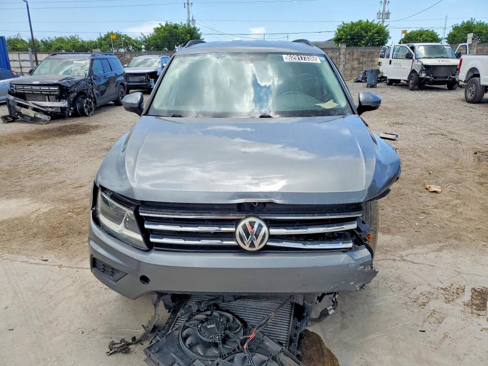 Продаж на аукціоні авто 2018 Volkswagen Tiguan, vin: 3VV3B7AX1JM090593, номер лоту: 62917336