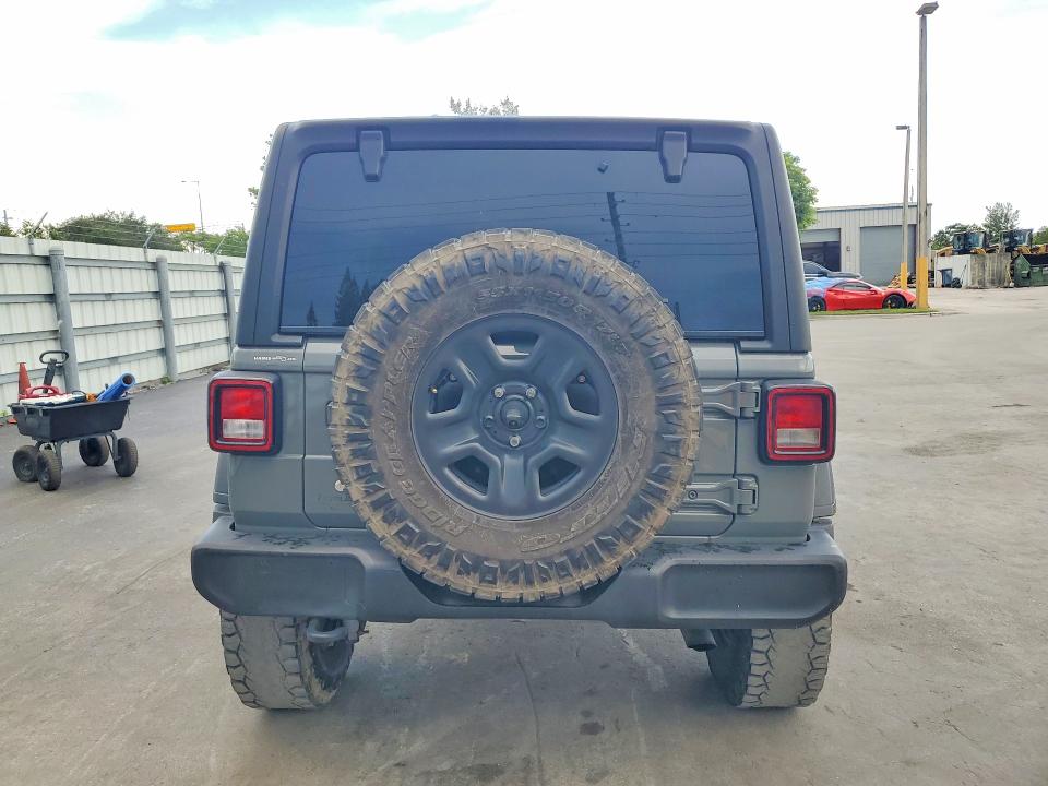 2018 Jeep Wrangler Unlimited მანქანა იყიდება აუქციონზე, vin: 1C4HJXDG5JW319621, აუქციონის ნომერი: 63824906
