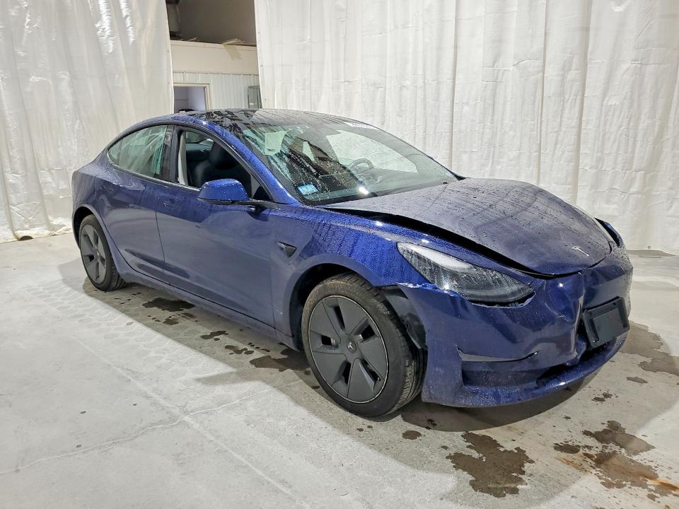 Продаж на аукціоні авто 2022 Tesla Model 3, vin: 5YJ3E1EA3NF369773, номер лоту: 63366026