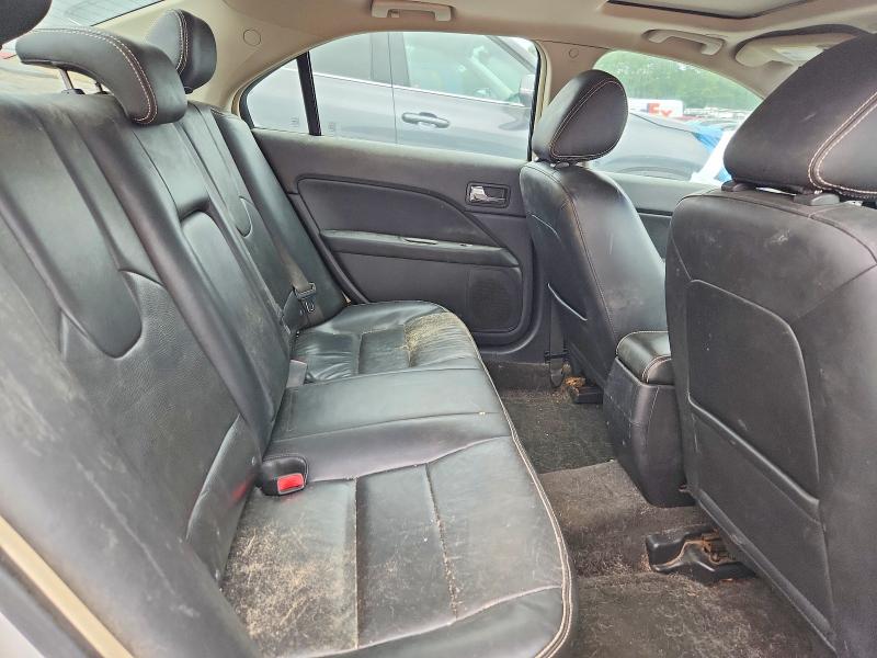 63450256 :رقم المزاد ، 3FAHP0JA2BR146544 vin ، 2011 Ford Fusion مزاد بيع