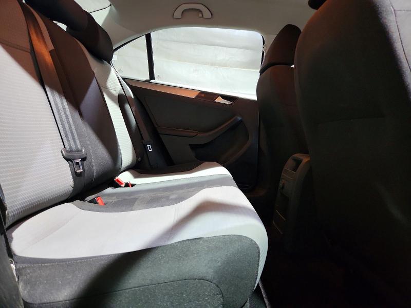 63700996 :رقم المزاد ، 3VW167AJXHM344105 vin ، 2017 Volkswagen Jetta مزاد بيع