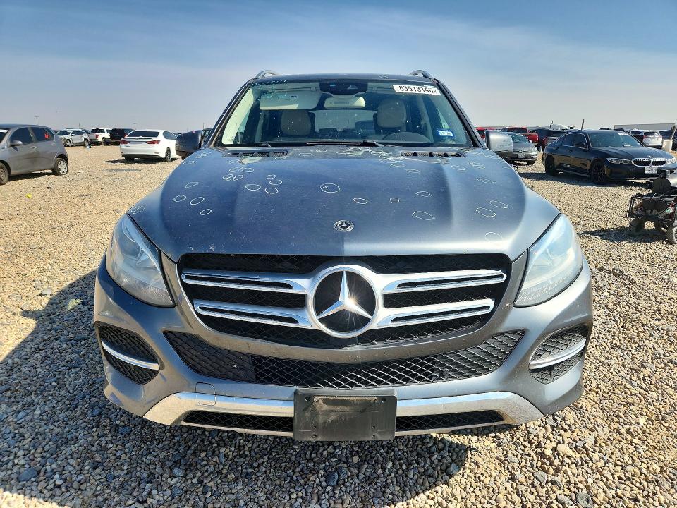 63513146 :رقم المزاد ، 4JGDA5HB0JB000549 vin ، 2018 Mercedes-benz Gle مزاد بيع
