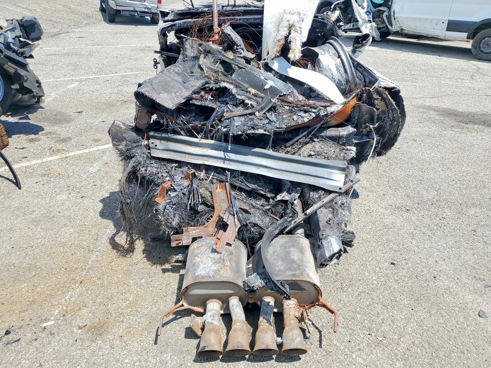 64833286 :رقم المزاد ، 1G1YF2D75E5129214 vin ، 2014 Chevrolet Corvette مزاد بيع
