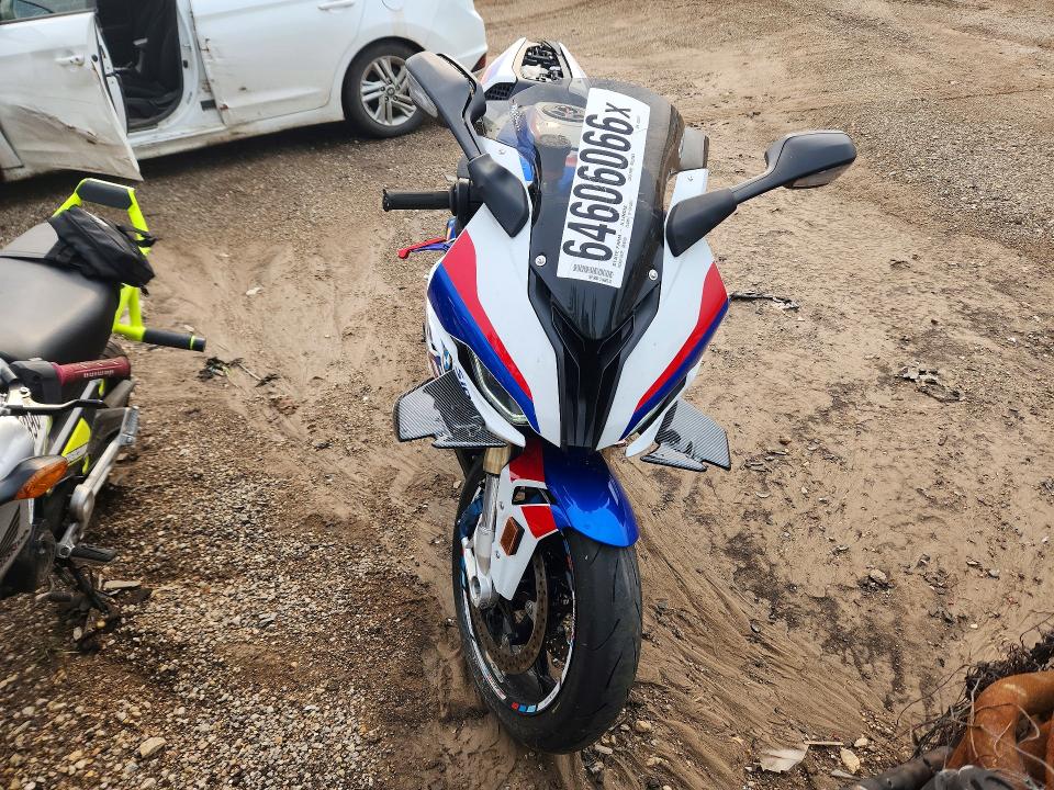 64606066 :رقم المزاد ، WB10E2302N6F20262 vin ، 2022 Bmw S 1000 مزاد بيع