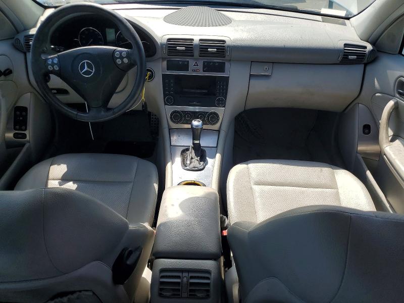 66427816 :رقم المزاد ، WDBRF40J55A707956 vin ، 2005 Mercedes-benz C مزاد بيع