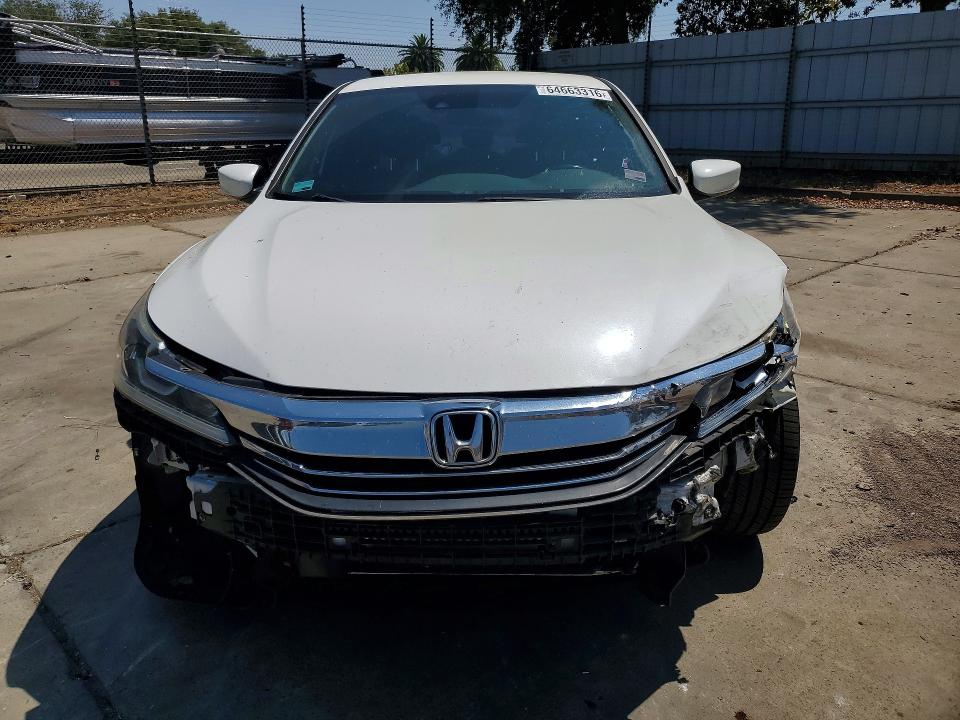 2017 Honda Accord მანქანა იყიდება აუქციონზე, vin: 1HGCR2F64HA073406, აუქციონის ნომერი: 64663316