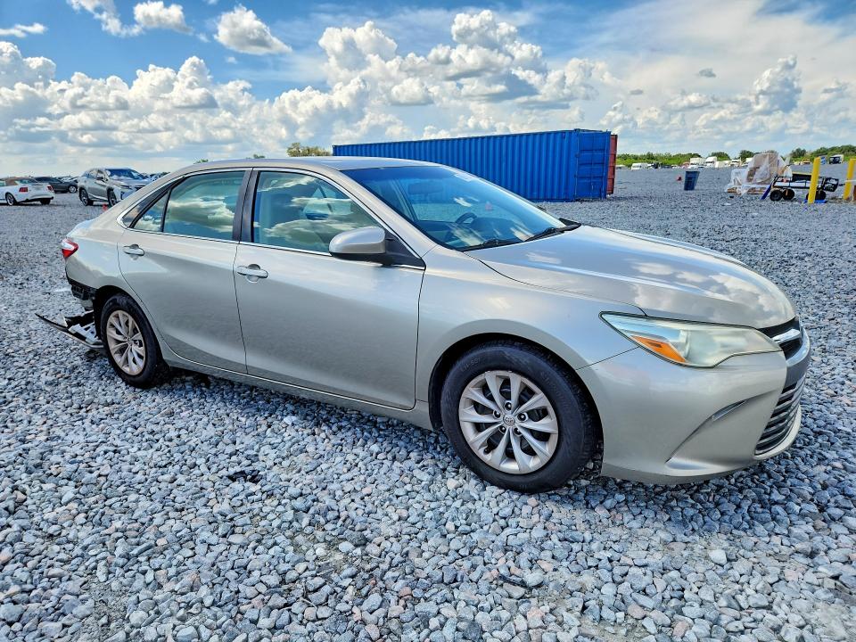 2015 Toyota Camry მანქანა იყიდება აუქციონზე, vin: 4T4BF1FK6FR500656, აუქციონის ნომერი: 66762096