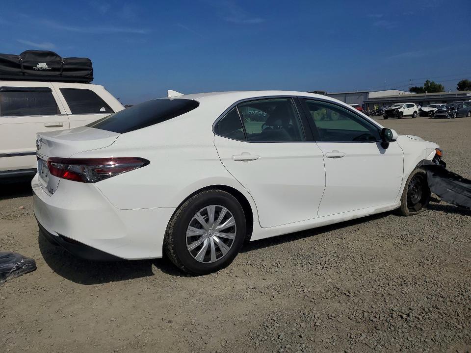 2021 Toyota Camry მანქანა იყიდება აუქციონზე, vin: 4T1C31AK2MU027964, აუქციონის ნომერი: 64051486